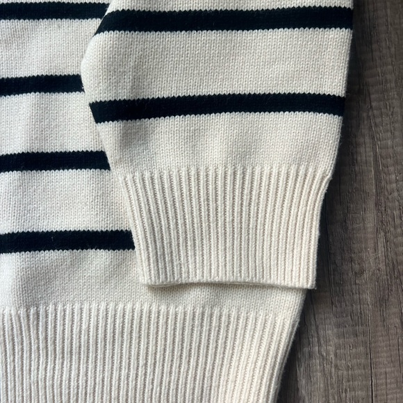 Oak & Fort Cream and Black Striped Sweater Womens Large - Picture 3 of 7